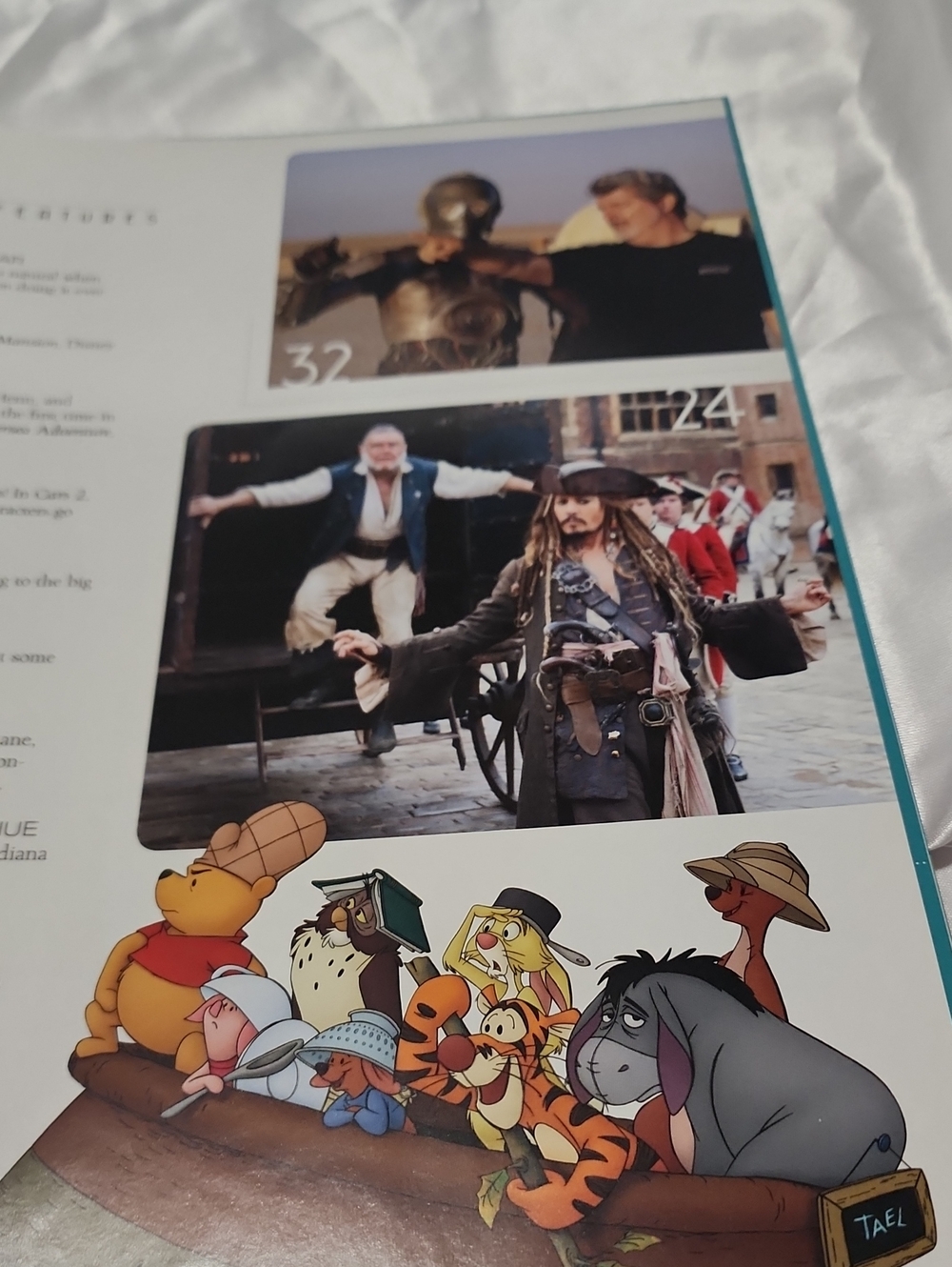 Summer 2011 Disney Twenty Three Magazine. - Picture 5 of 7